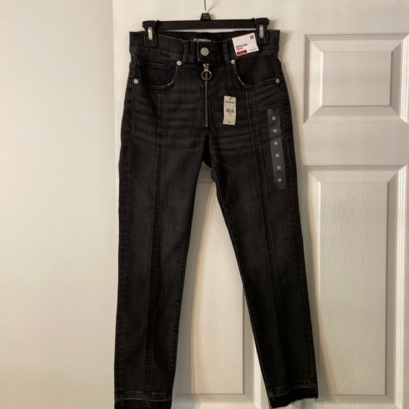 Express Denim - Express Cropped Skinny High Rise Black Jeans brand new with tag inseam 25”